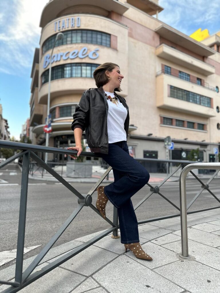 Inma, de Peineta Boutique, en el centro de Yecla